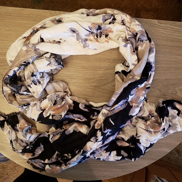 spectrum Accessories - Scarf